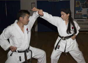 (Click to Enlarge) Senei Ohta & Sensei Shahinaz Pelter demonstrating defending & attacking techniques, Wednesday 1st July 2015.